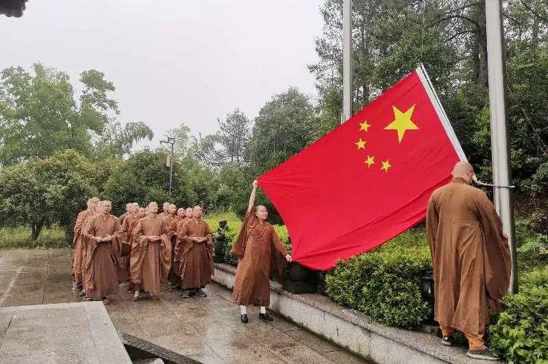 进击的城堡