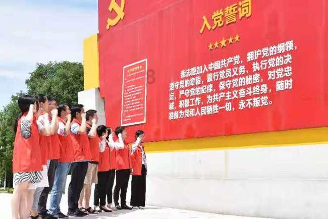 银行卡被非柜面状态不给取钱怎么办？游戏画面